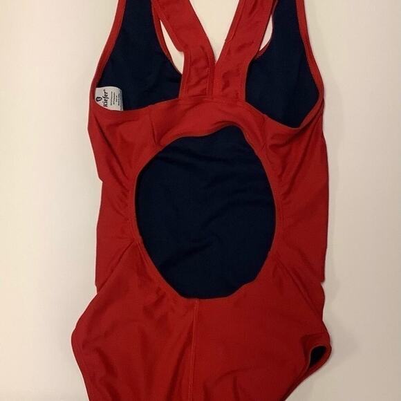 Kiefer essentials swimsuit - Picture 2 of 3